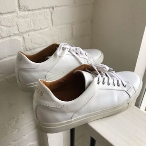 brooks brothers men's sneakers